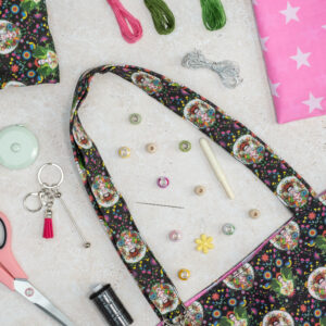 Frida Kahlo Tote Bag Craft Kit | Beginner Sewing Kit | DIY Tote Bag Kit | Complete Sewing Gift Set with Video Tutorial